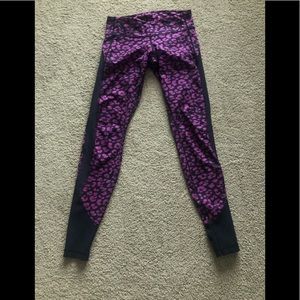 Like new lulu leggings size 6